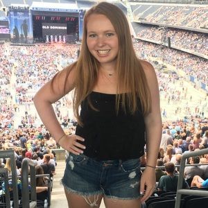 Meet your Posher, Avery